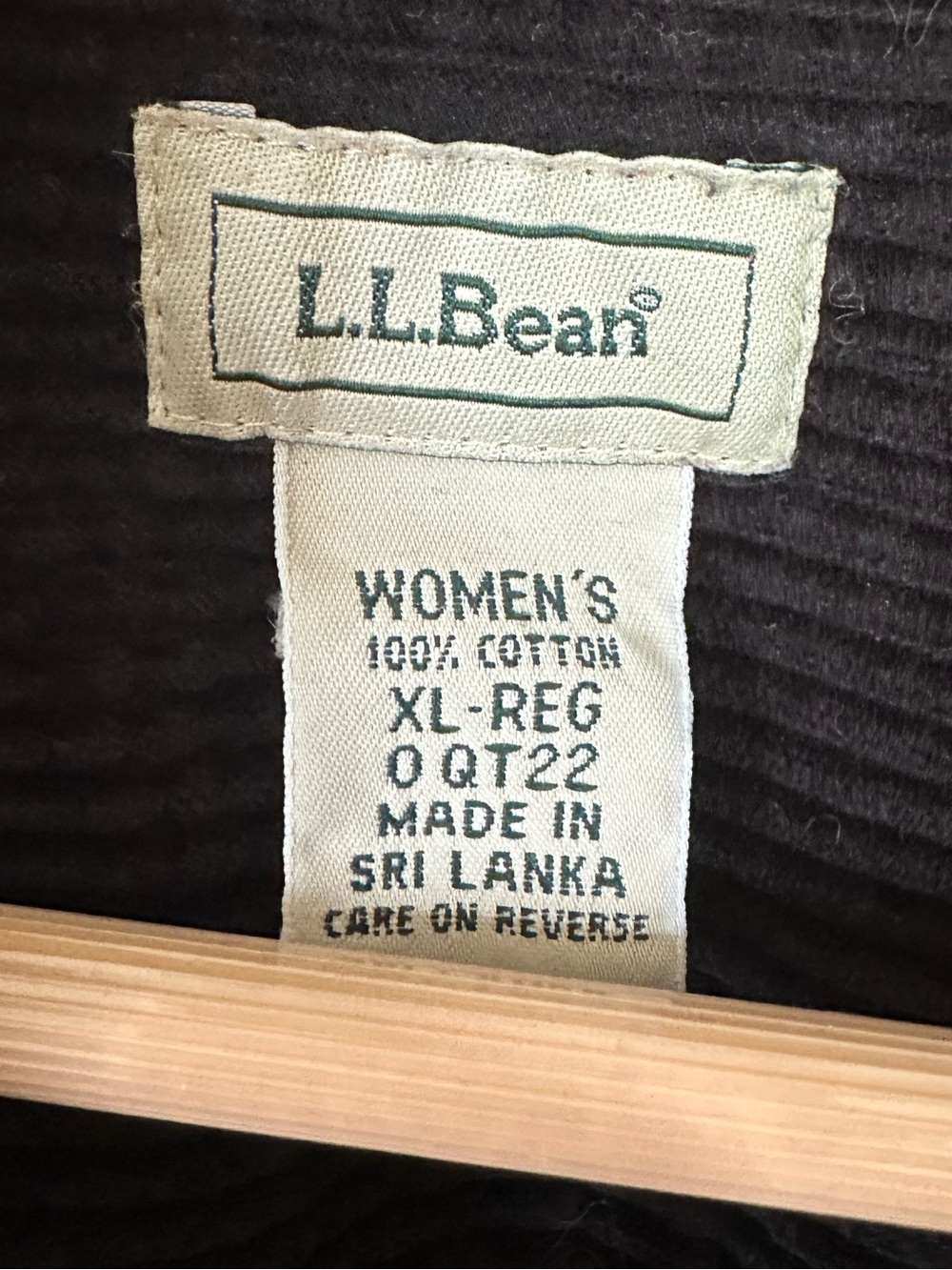 LL Bean Women's Black Corduroy Button Down Shirt Jacket Shacket Sz XL - Picture 5 of 5